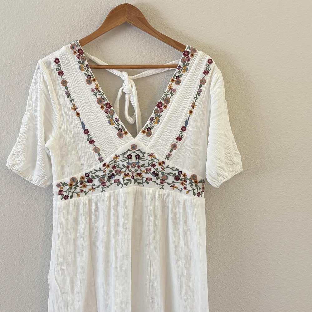 Baltic Born Santa Fe Dress Womens L White Embroidered Smocked Boho Peasant - Picture 4 of 11